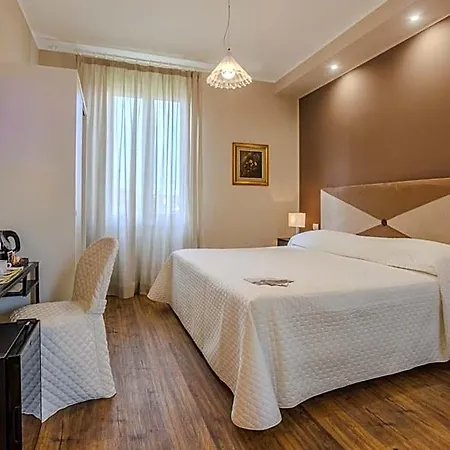 Hotel Alassio 3*